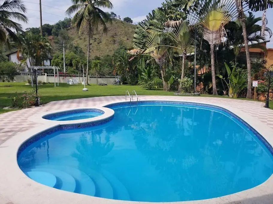 El Paraiso Bonao 0*,  Dominicaanse Republiek